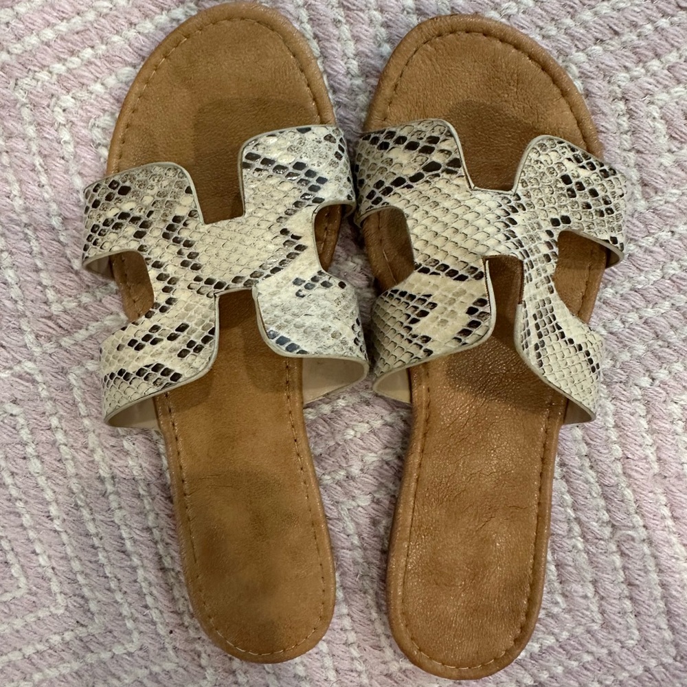 Snake Print H-Band Sandals
